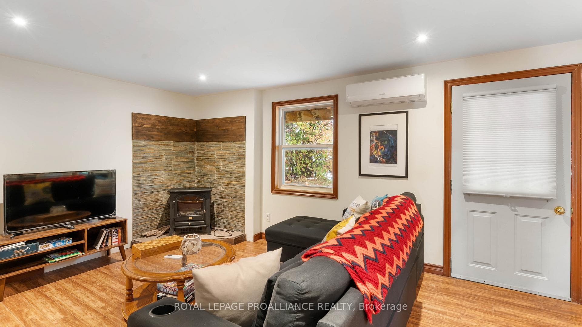 96 Bayview Drive photo 19