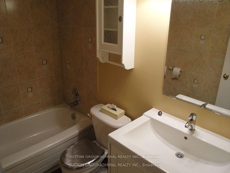 205 Hilda Avenue Unit 906 photo 5