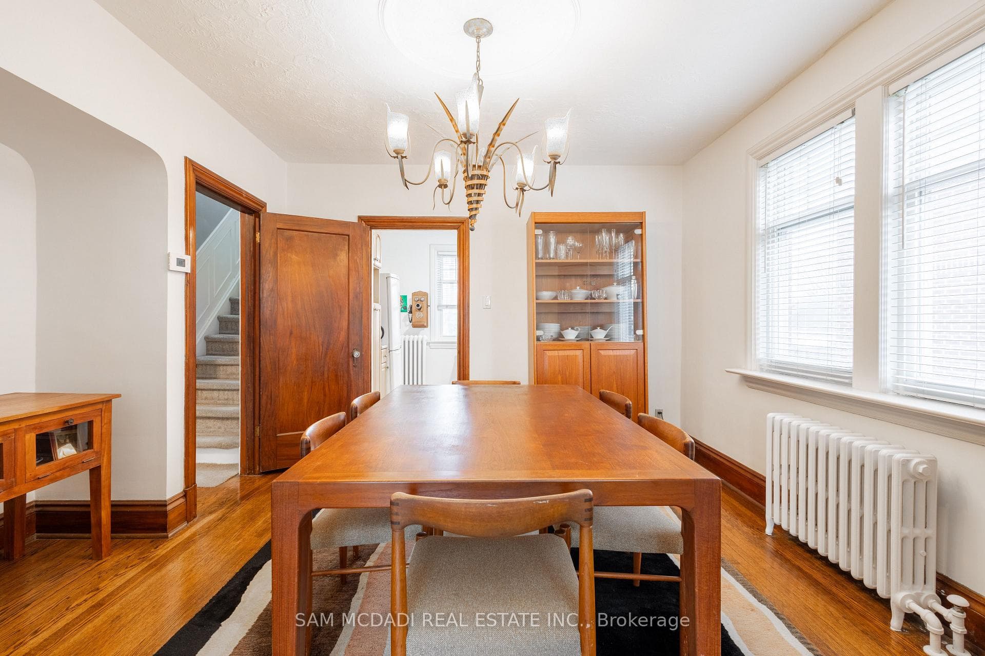 11 Brant Avenue photo 12
