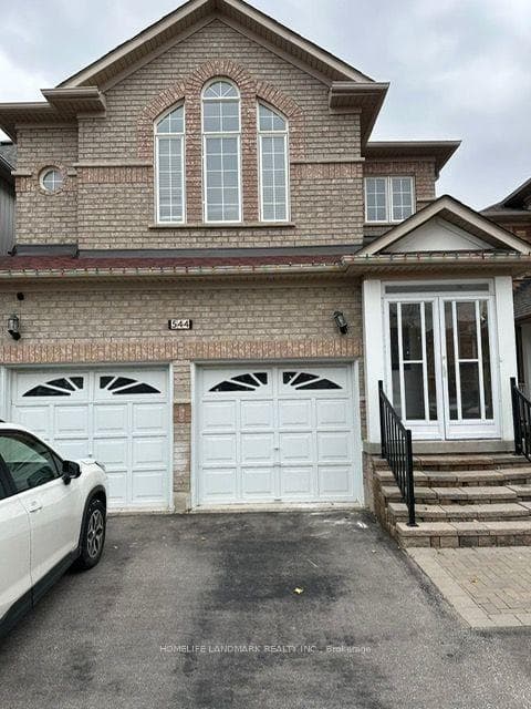 544 Matisse Place photo 2