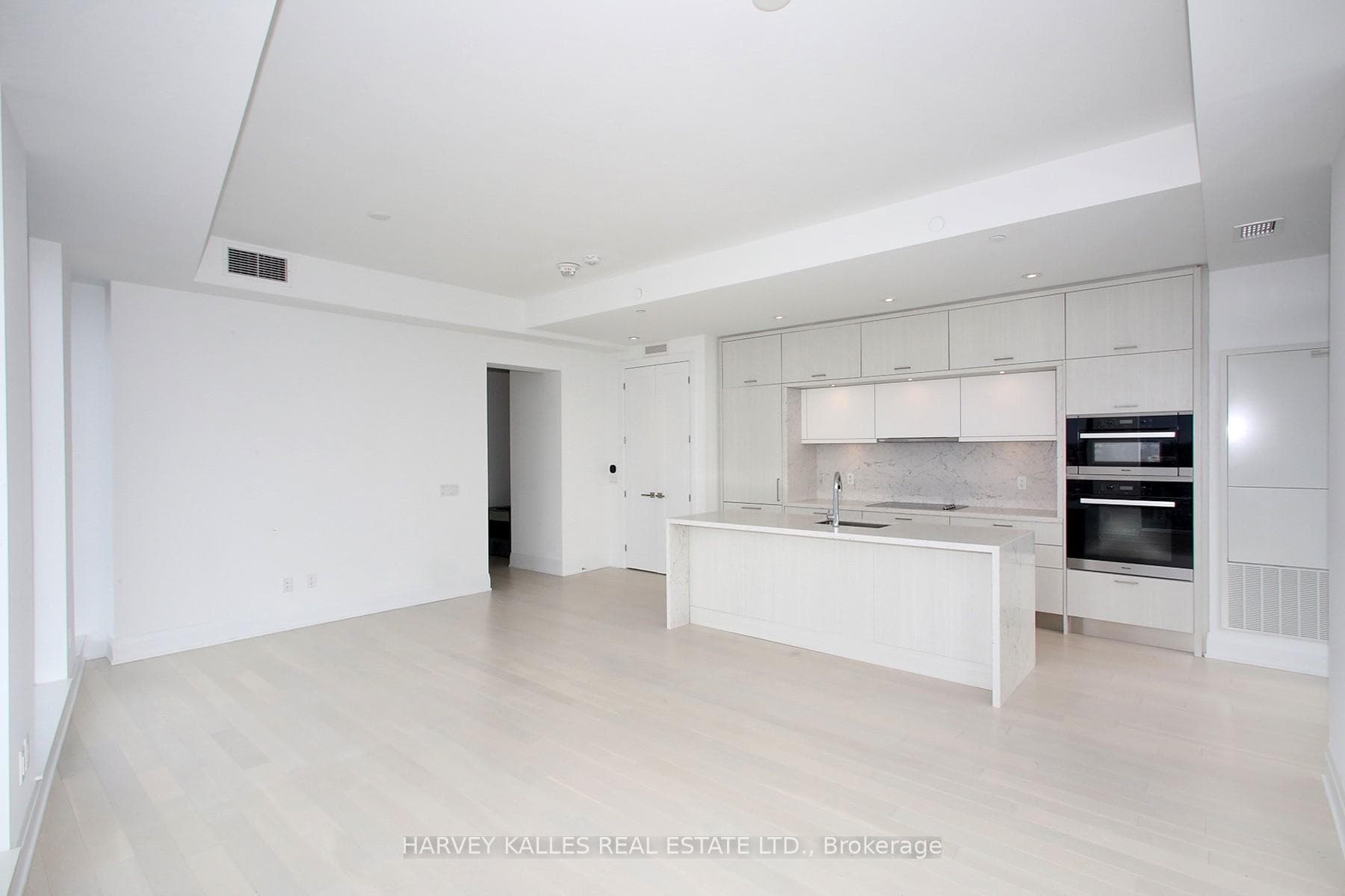 470 Front Street Unit 3405 photo 9