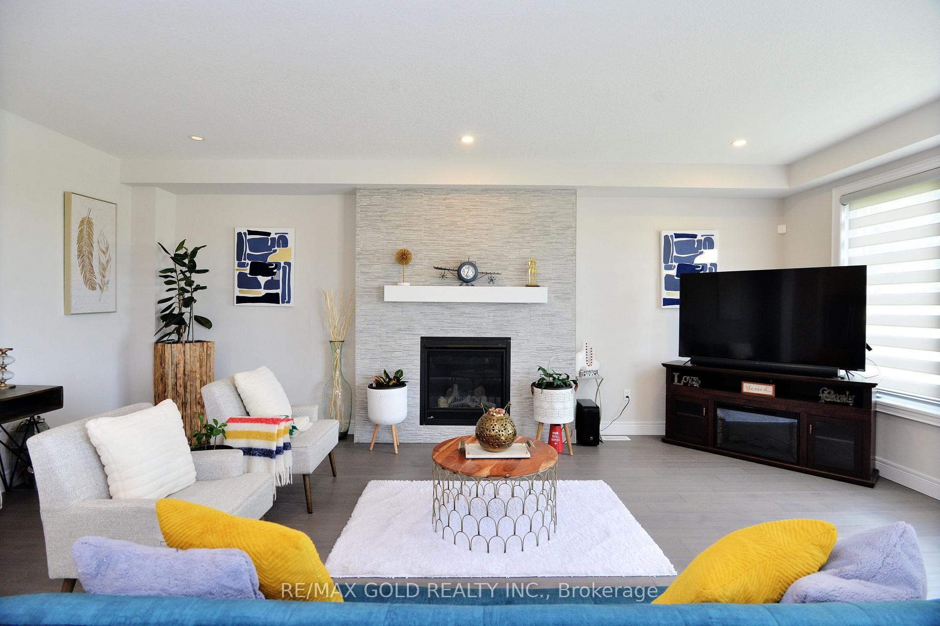 50 Tindall Crescent photo 14