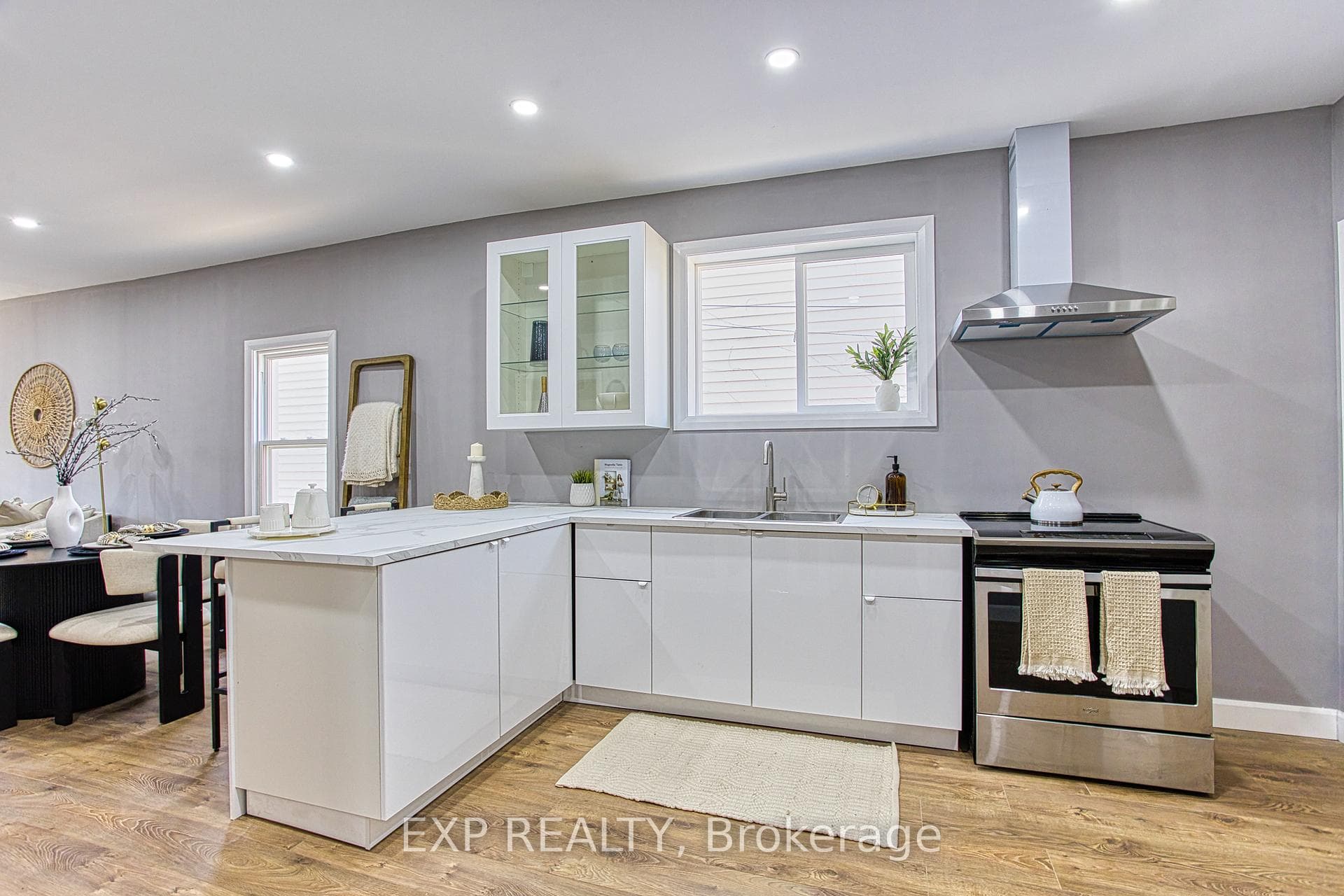 267 Rosslyn Avenue photo 14