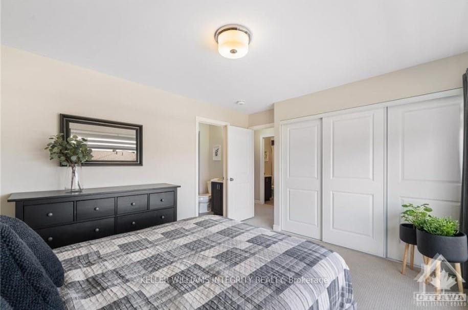 594 COMPASS Street photo 18