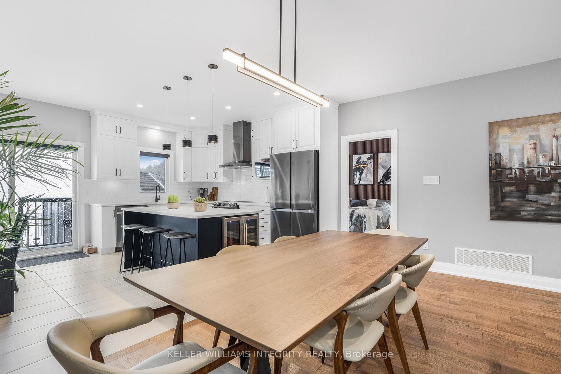 810 Namur Street photo 12