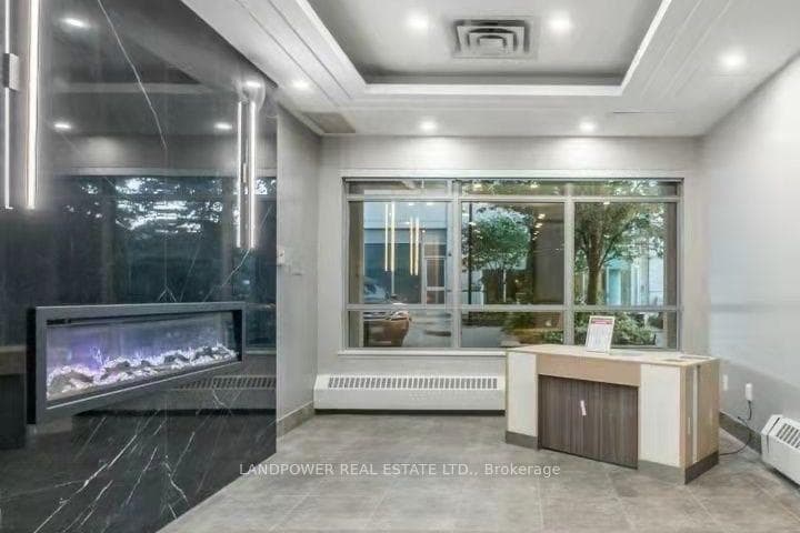 19 Avondale Avenue Unit 312 photo 18