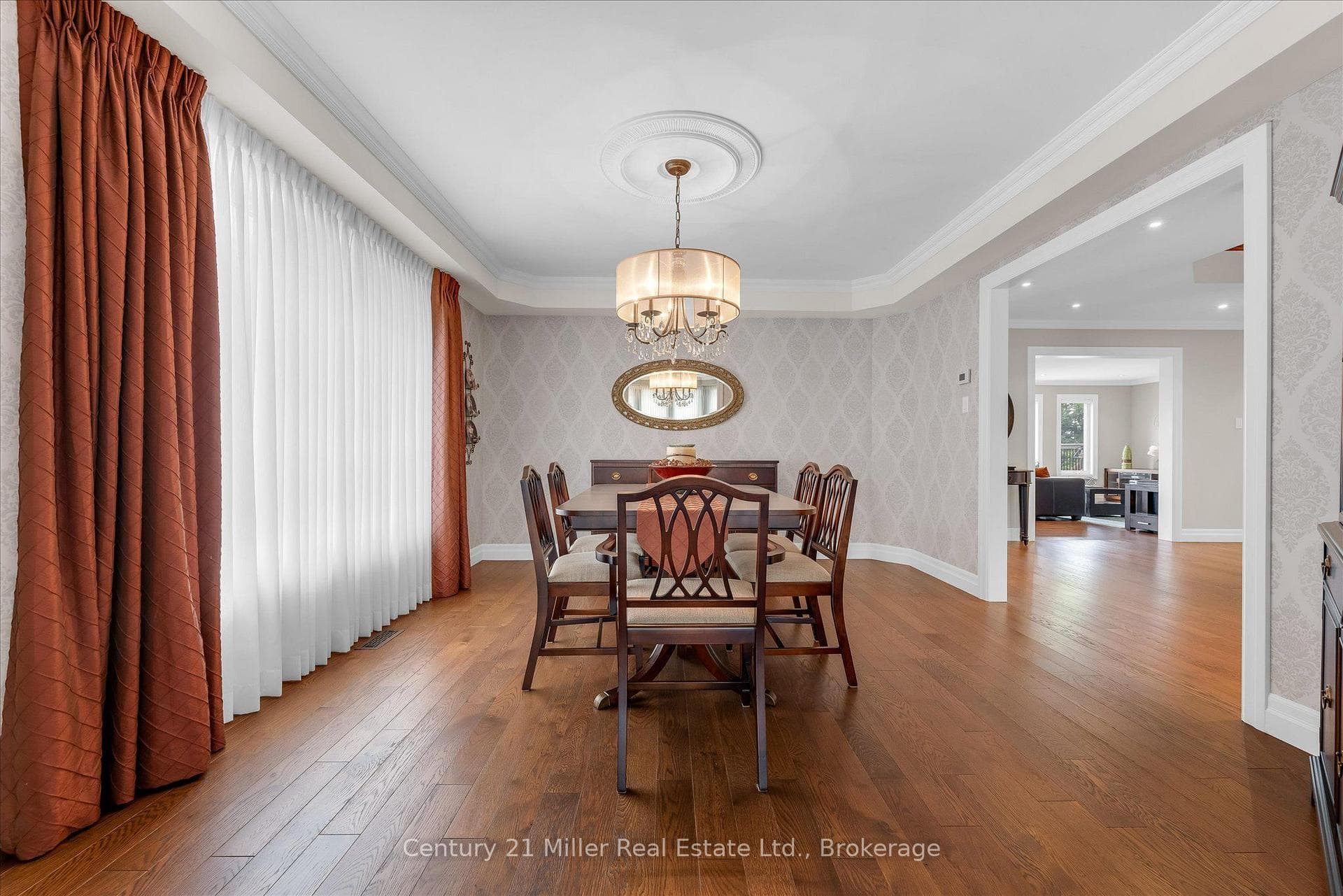 1539 Bayshire Drive photo 8