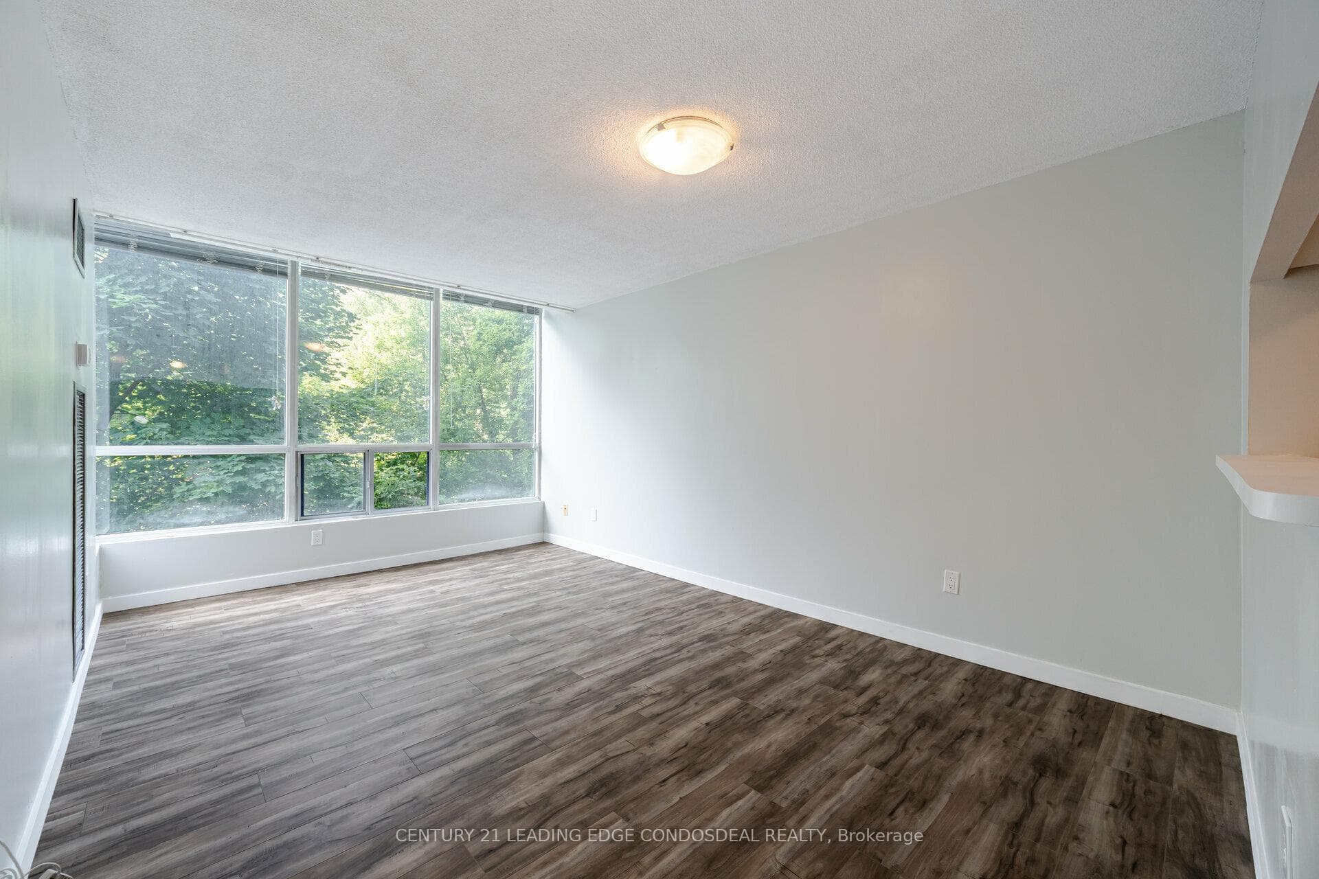 3050 Ellesmere Road Unit 208 photo 9