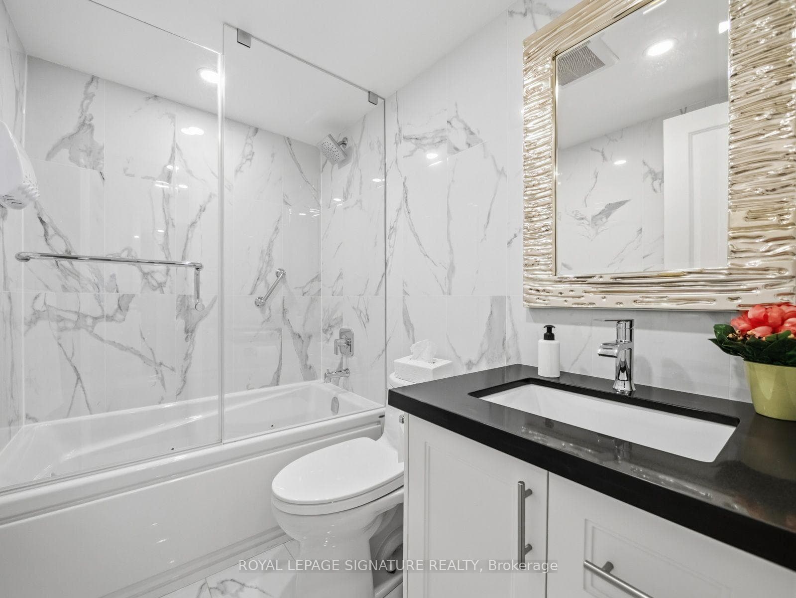 100 Canyon Avenue Unit 906 photo 16