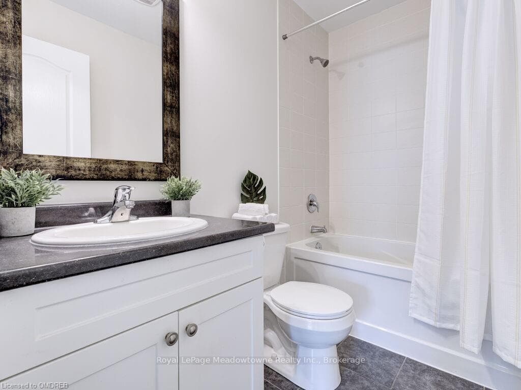 6020 DERRY Road Unit 104 photo 43