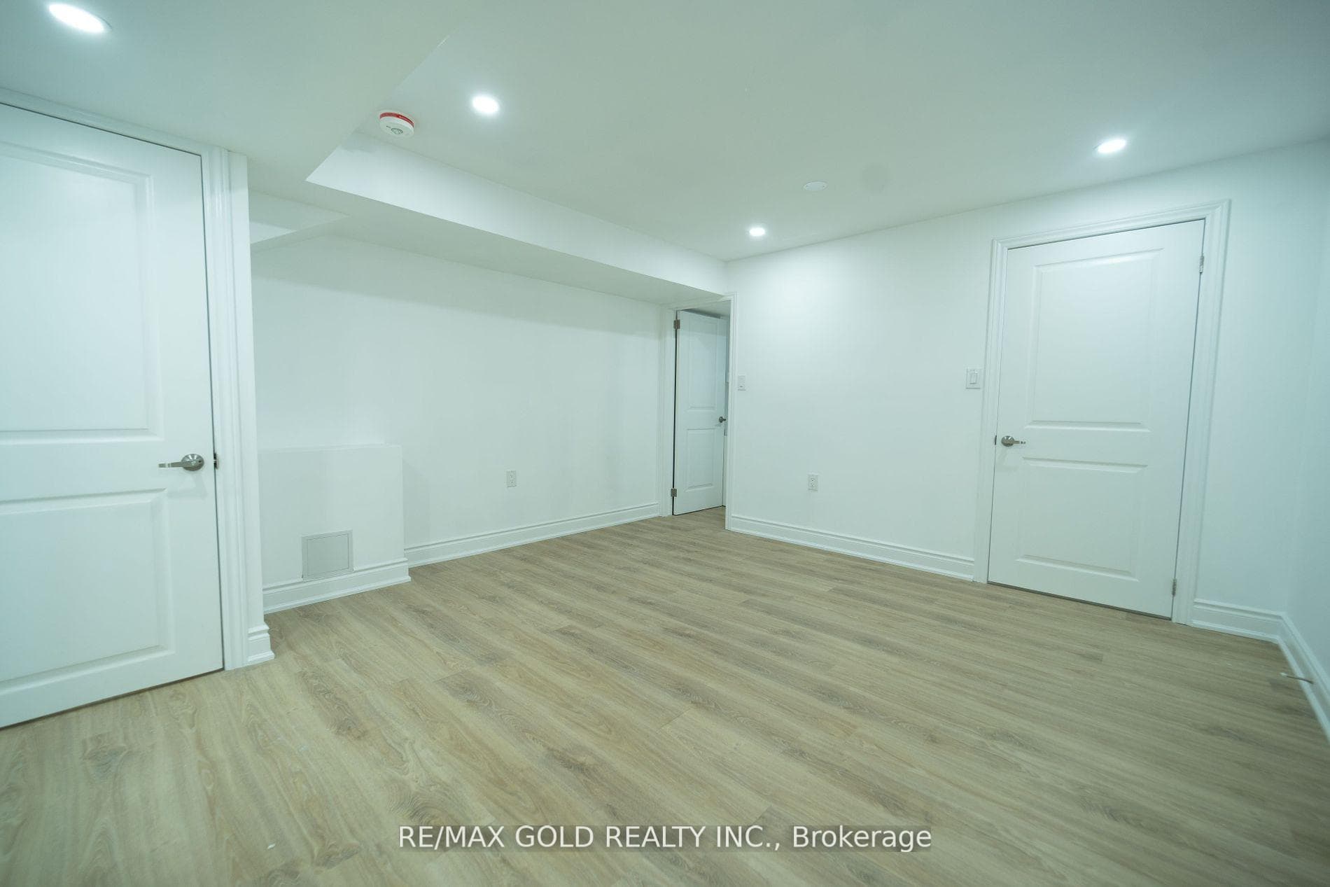 259 Penny Lane photo 24
