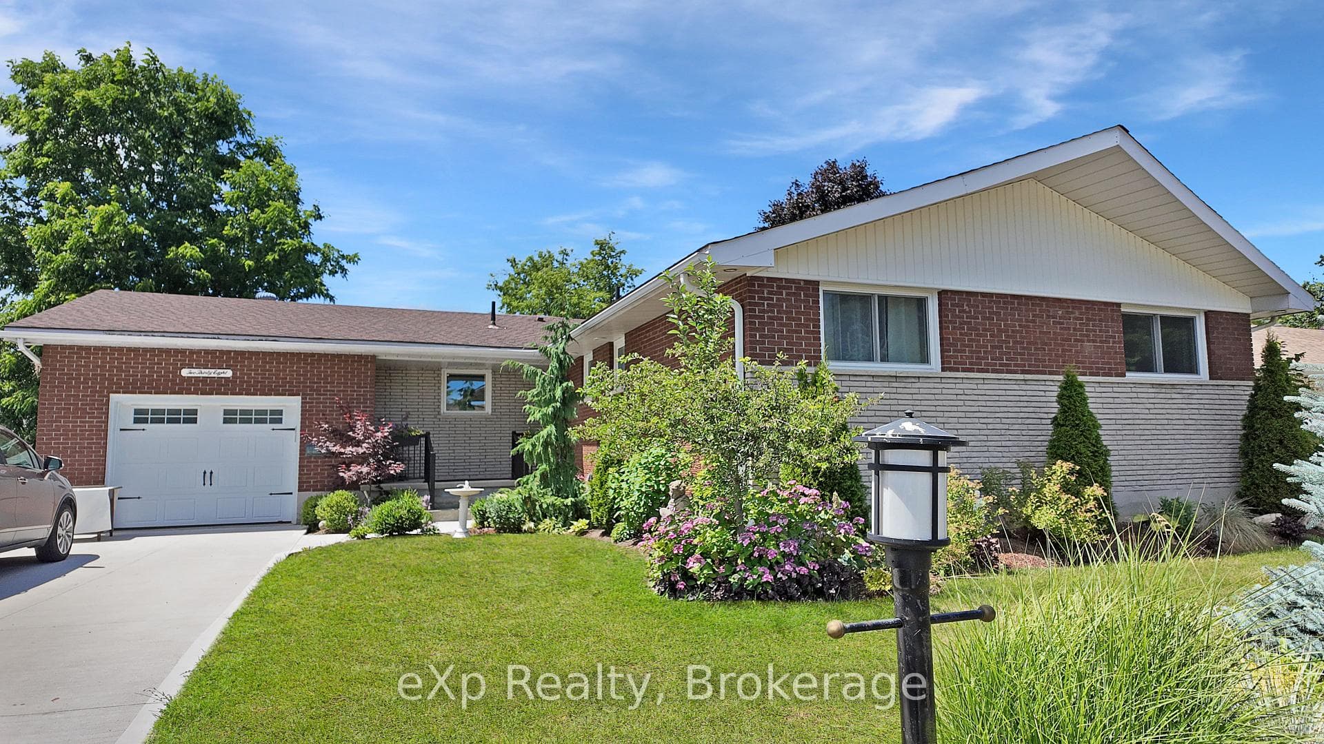 238 4th Avenue photo 3