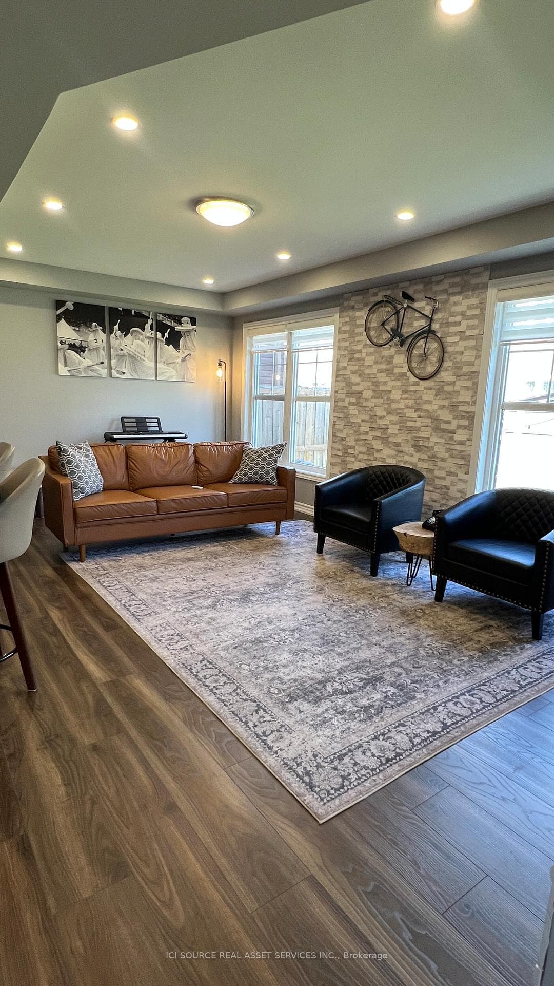 330 Sweetclover Way photo 5