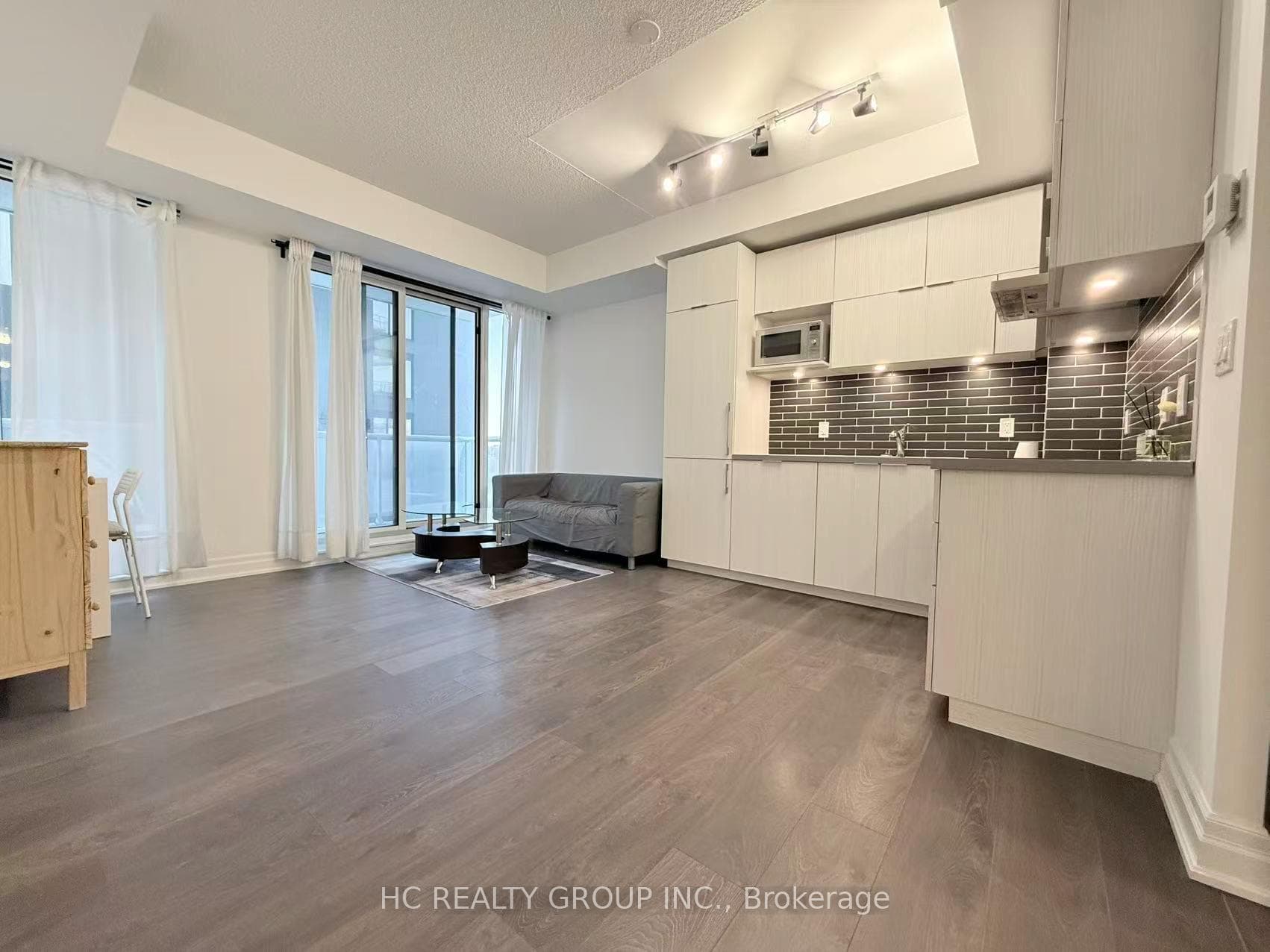 10 Rouge Valley Drive Unit 705A photo 10