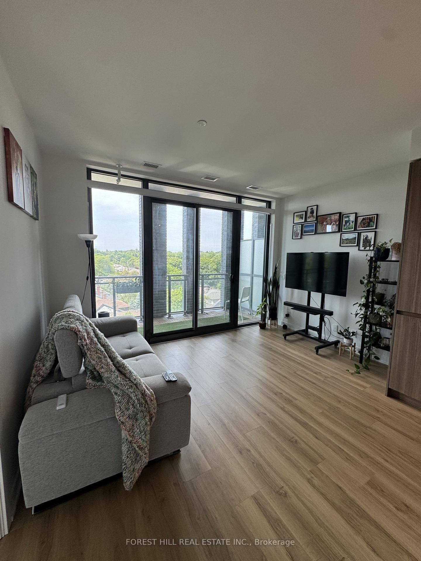 1 Hillsdale Avenue Unit 609 photo 2