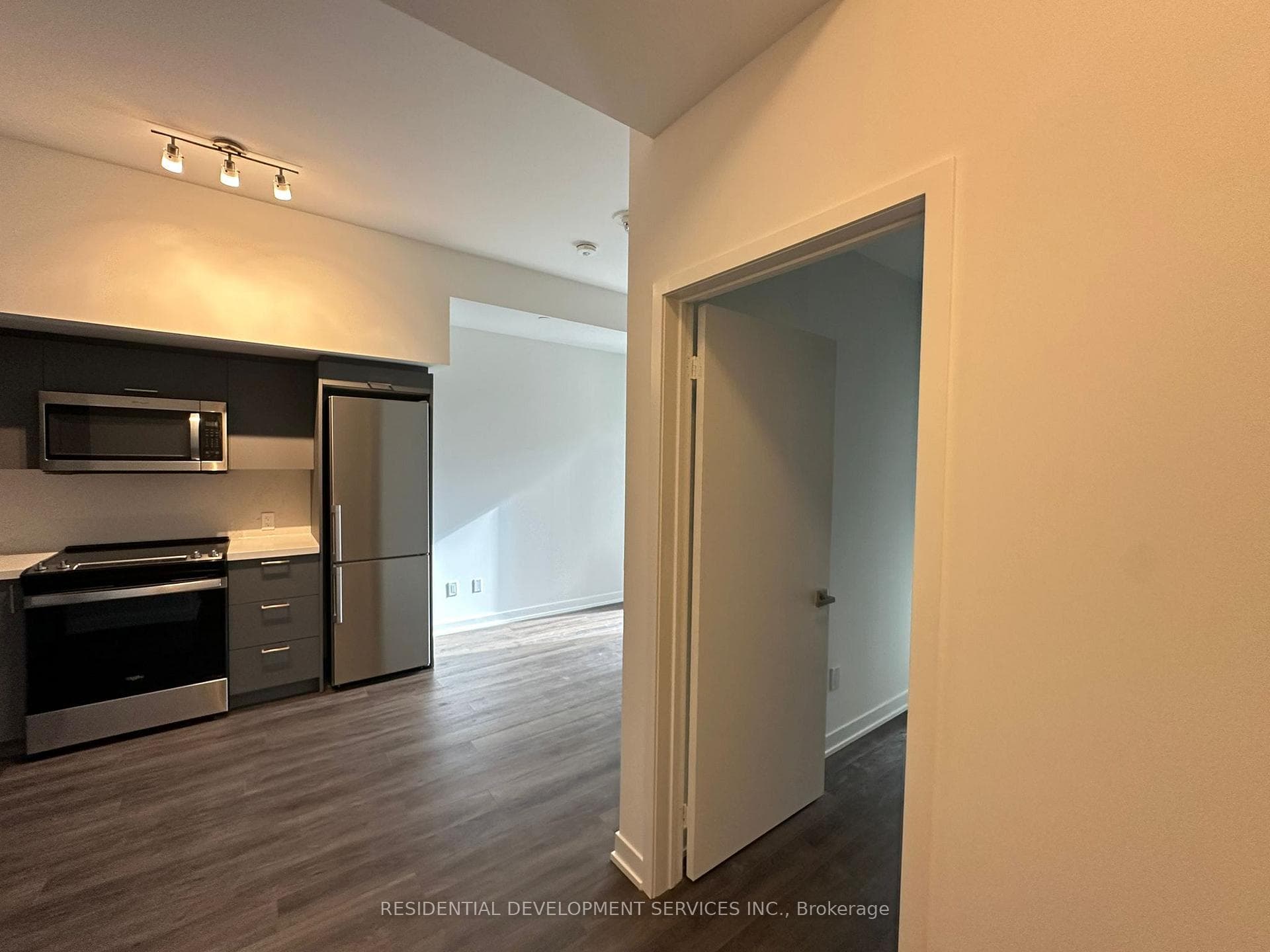 500 Wilson Avenue Unit 540 photo 3