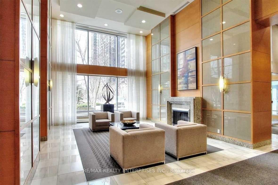 4968 Yonge Street Unit 1712 photo 5