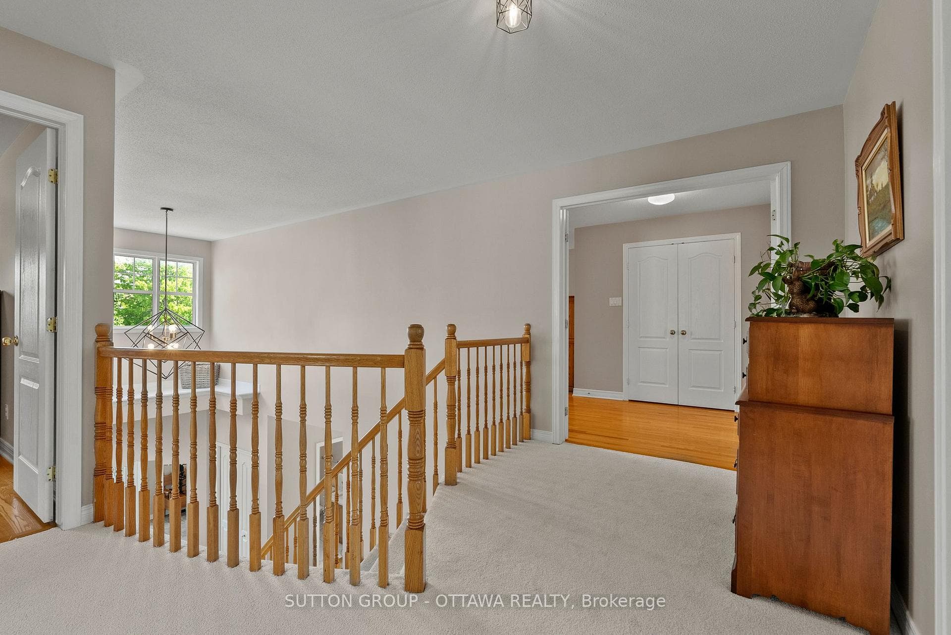 21 Avonmore Crescent photo 23