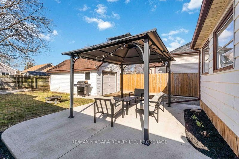 22 Bertram Street photo 18
