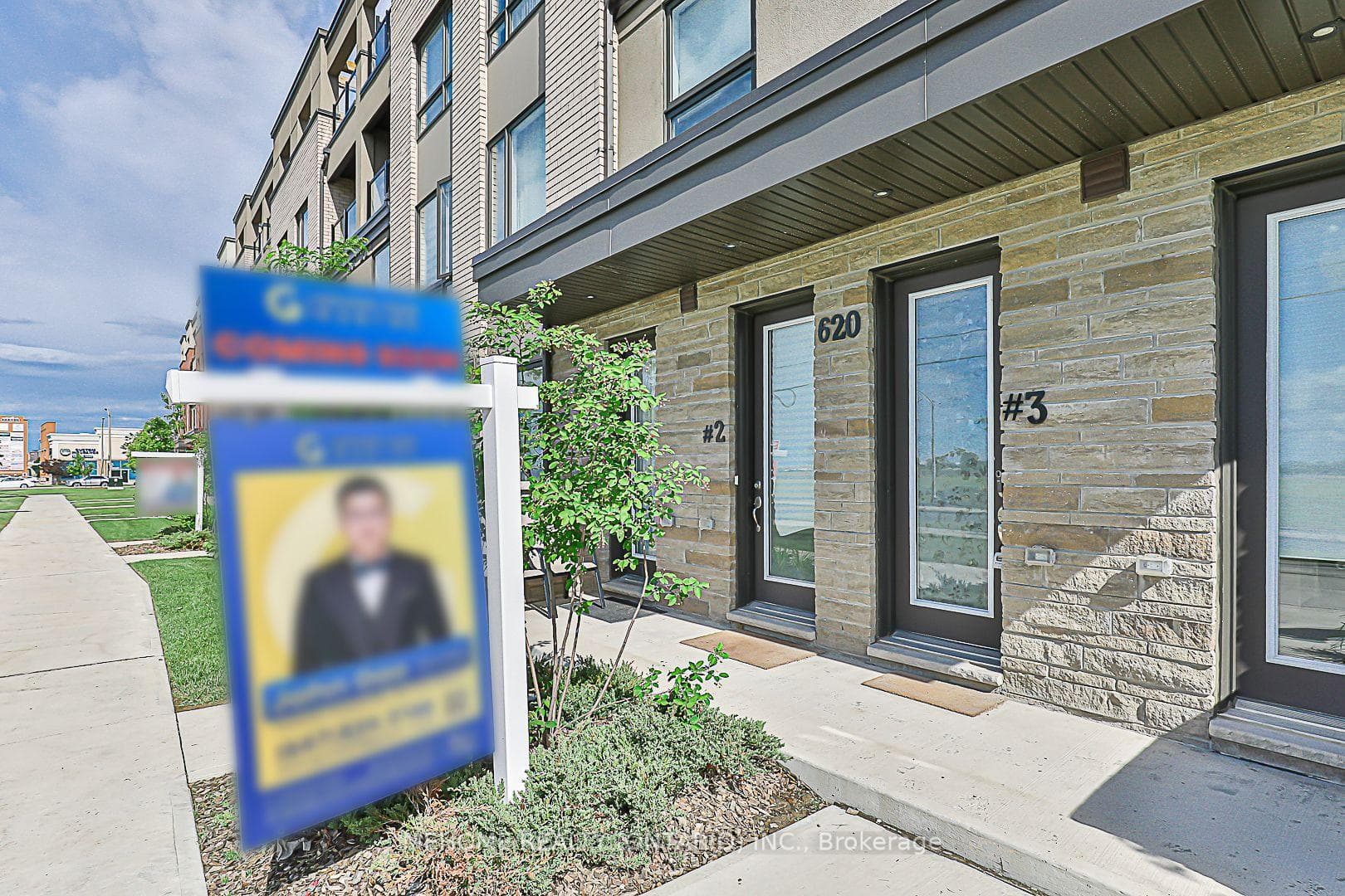 620 Rexdale Boulevard Unit 3 photo 3