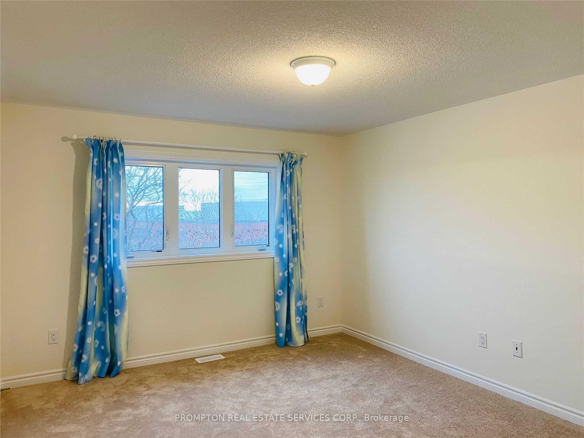 121 Gordon Circle photo 12