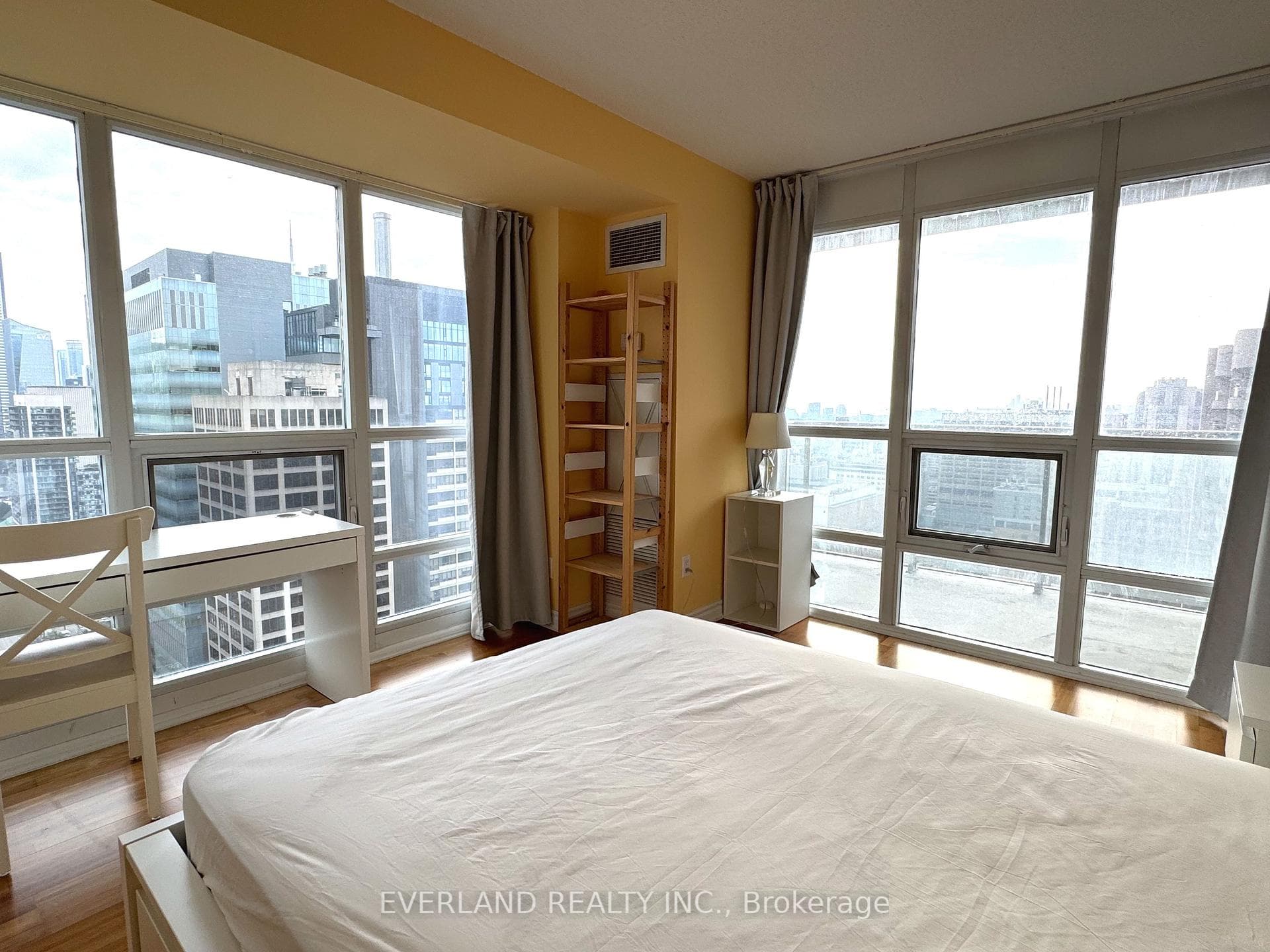 761 Bay Street Unit 3009 photo 4