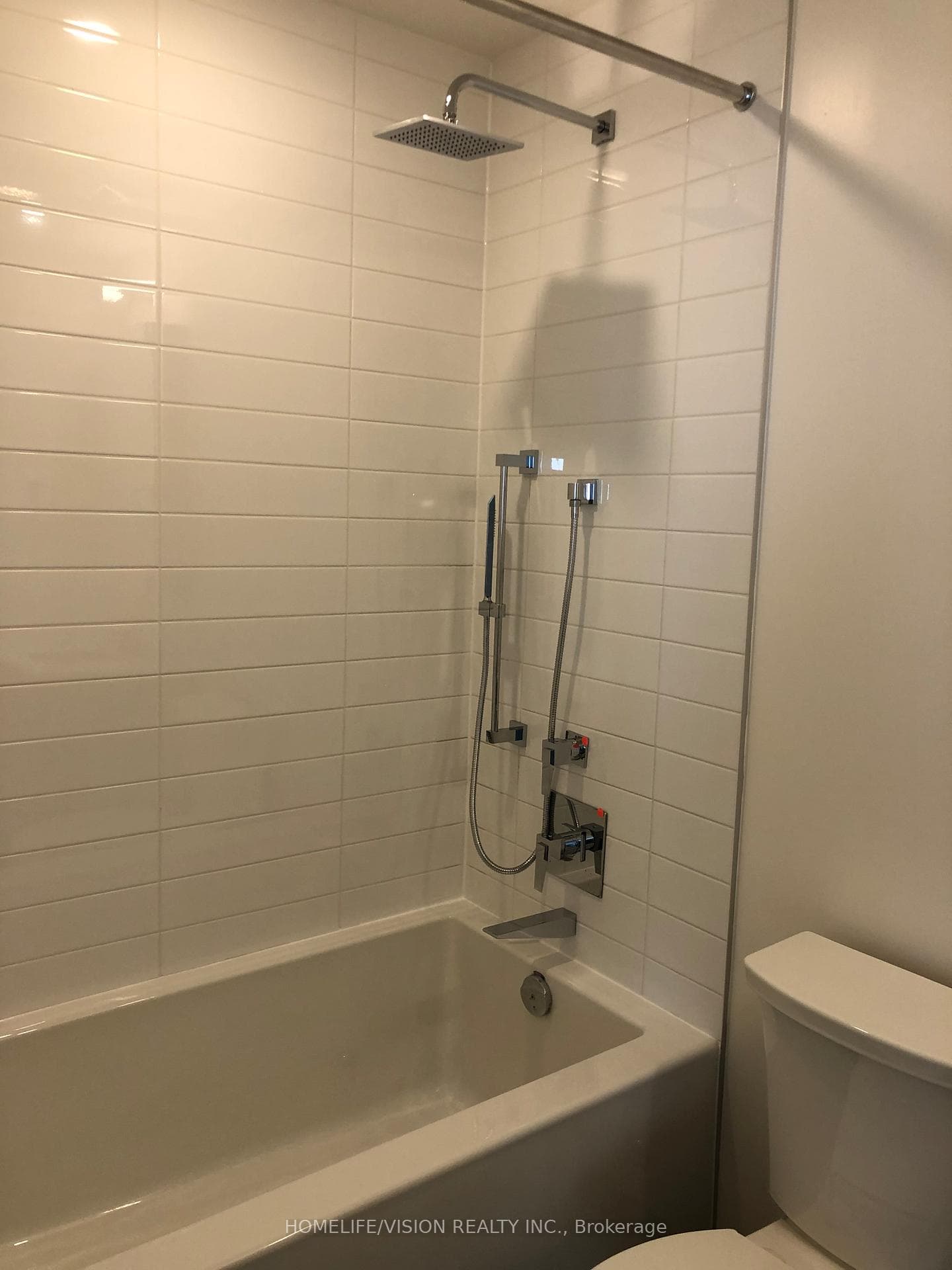 25 Richmond Street Unit 3302 photo 8