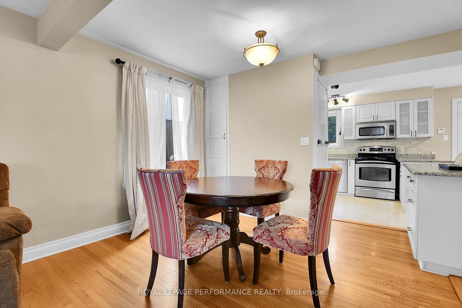 1841 Beattie Avenue photo 8