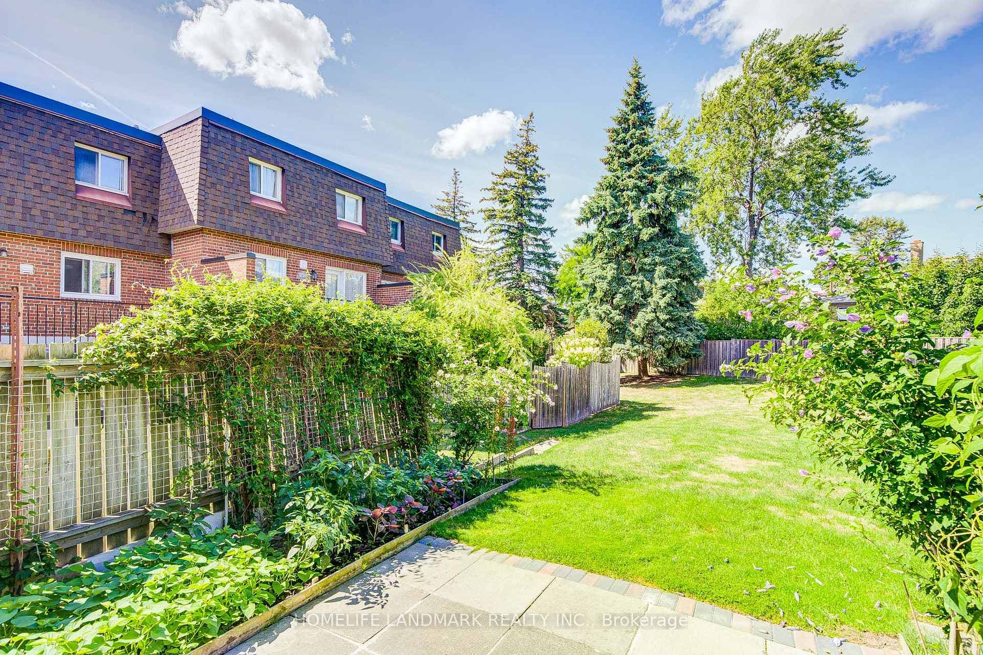 90 Crockamhill Drive Unit 12 photo 36