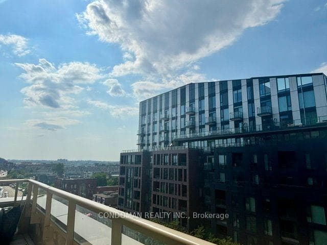 1787 St Clair Avenue Unit 713 photo 5
