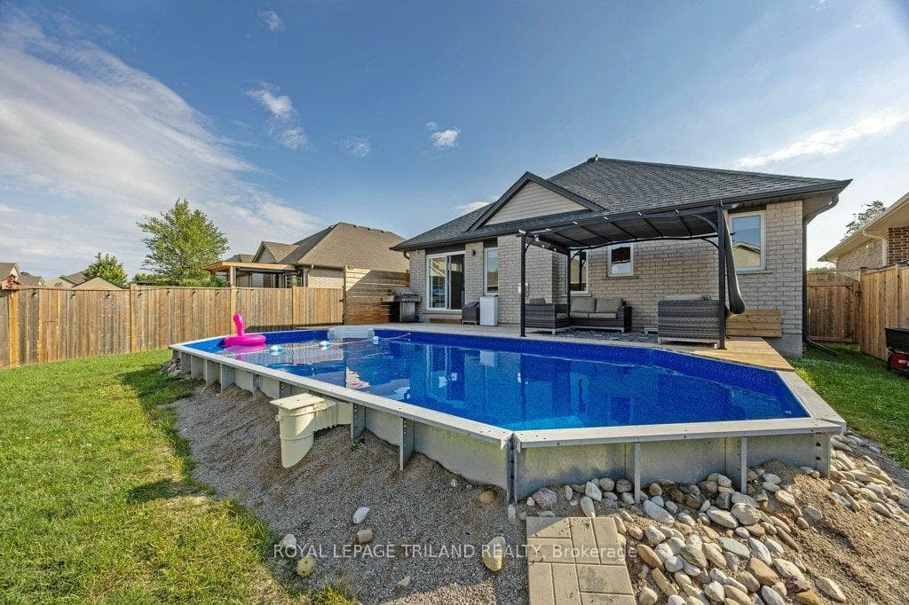 222 Peach Tree Boulevard photo 34