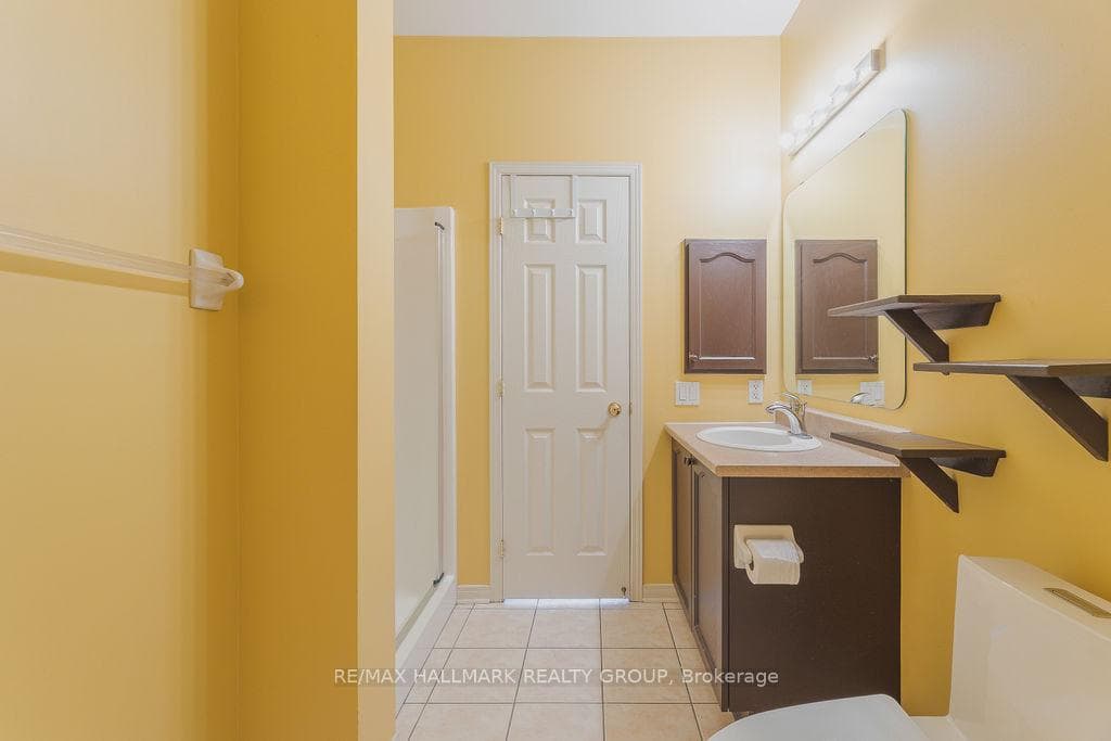 104 Bartlett Private photo 20