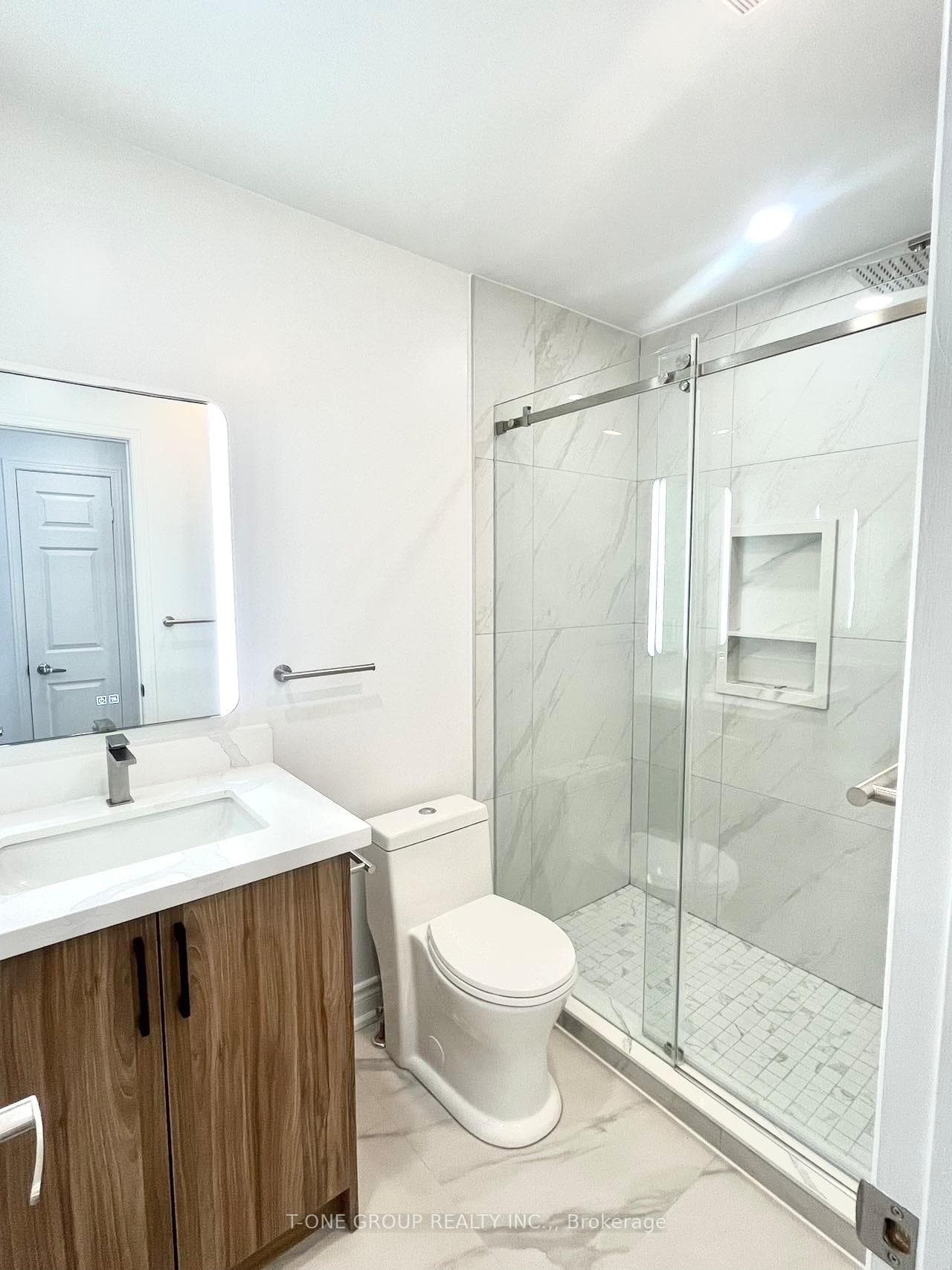 106 Smales Drive photo 13