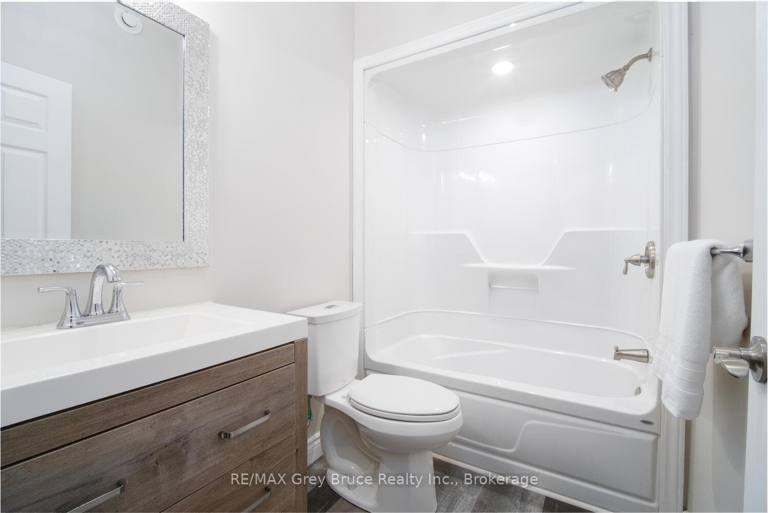 635 18th Street photo 20