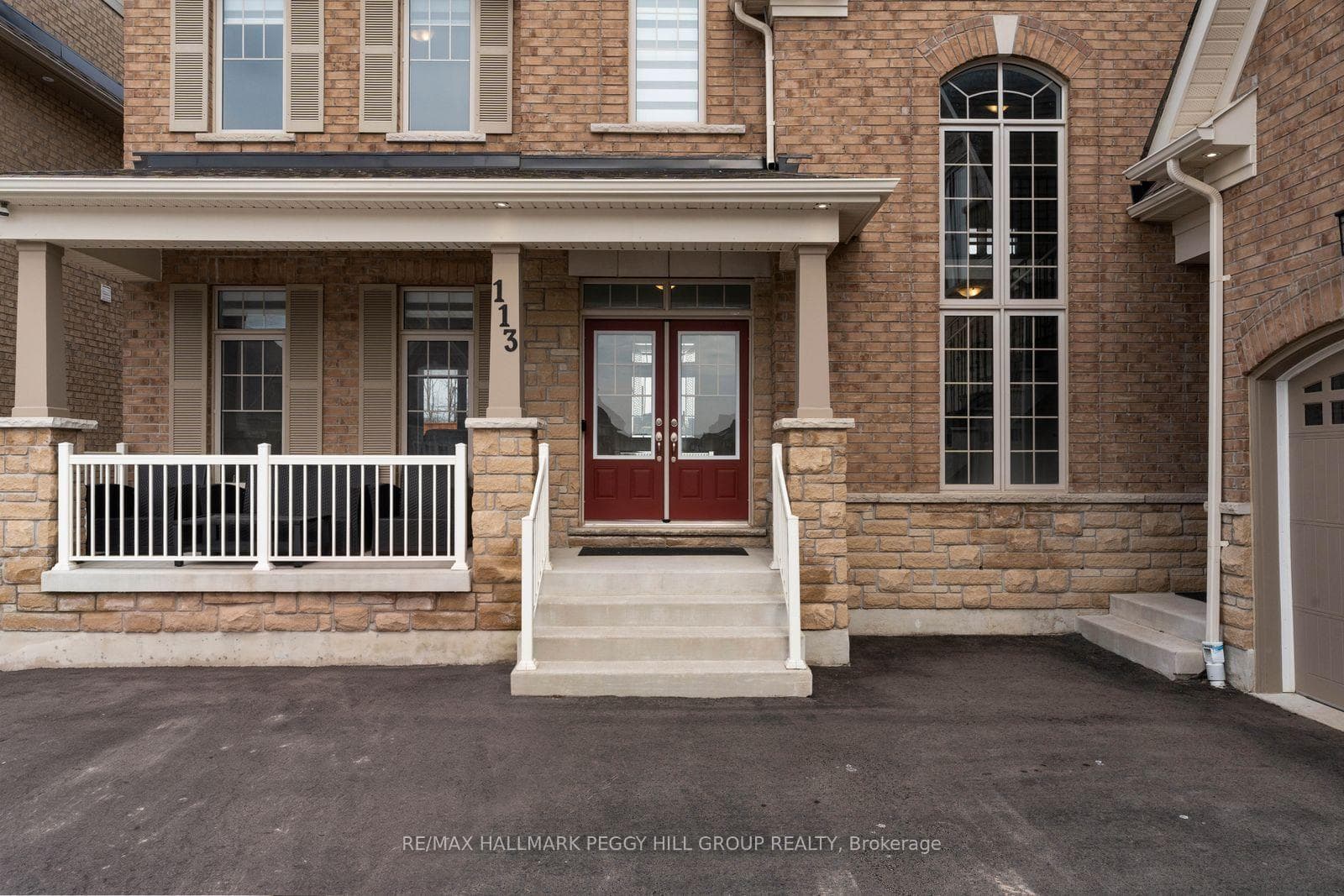 113 Rugman Crescent photo 2