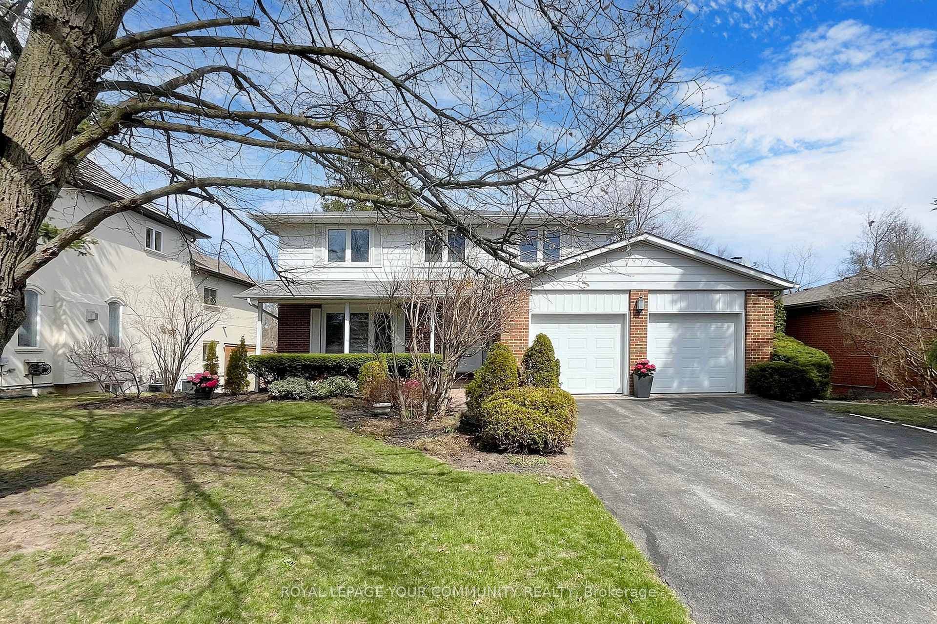 163 Bay Thorn Drive photo 1