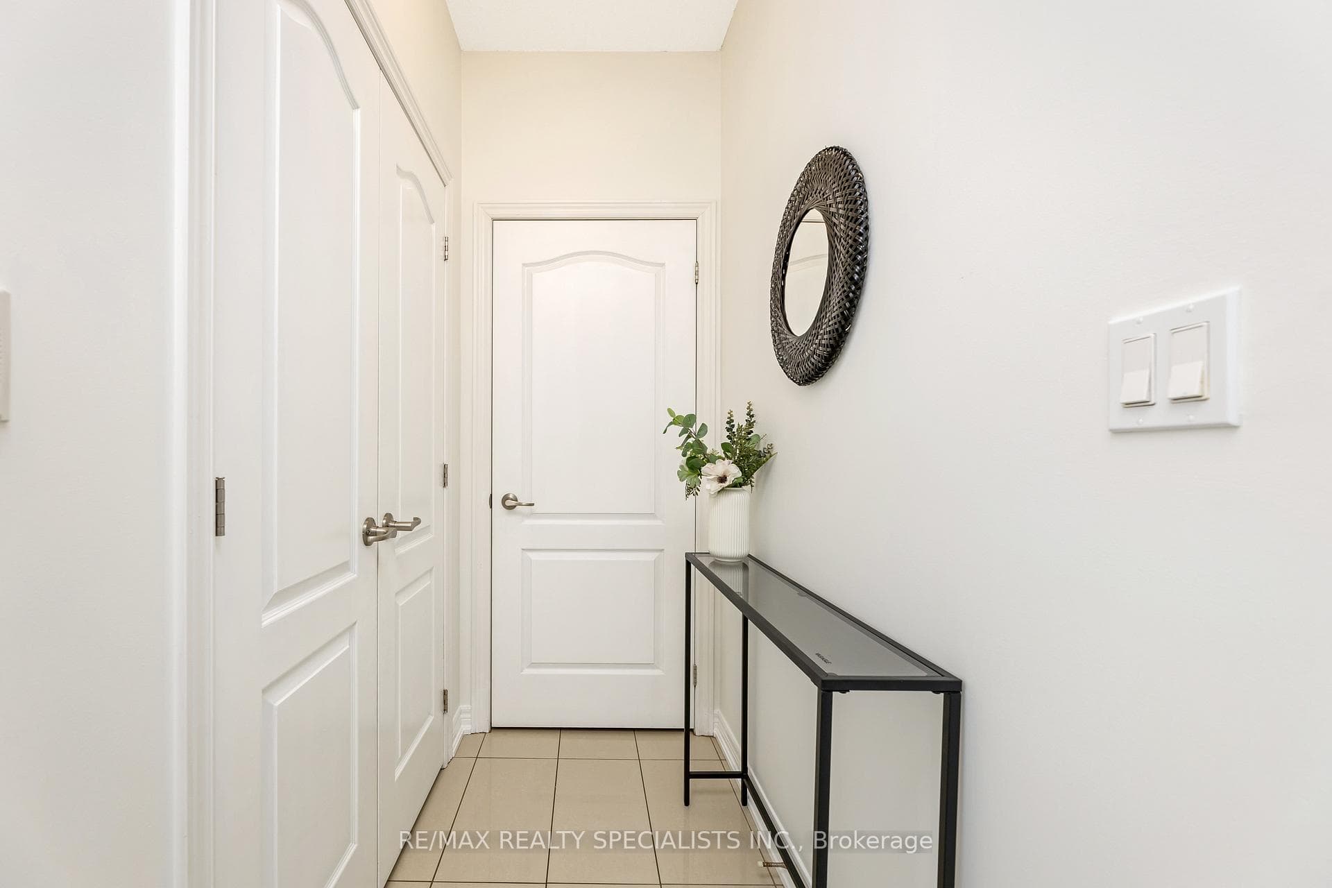 1419 Costigan Road Unit 406 photo 9