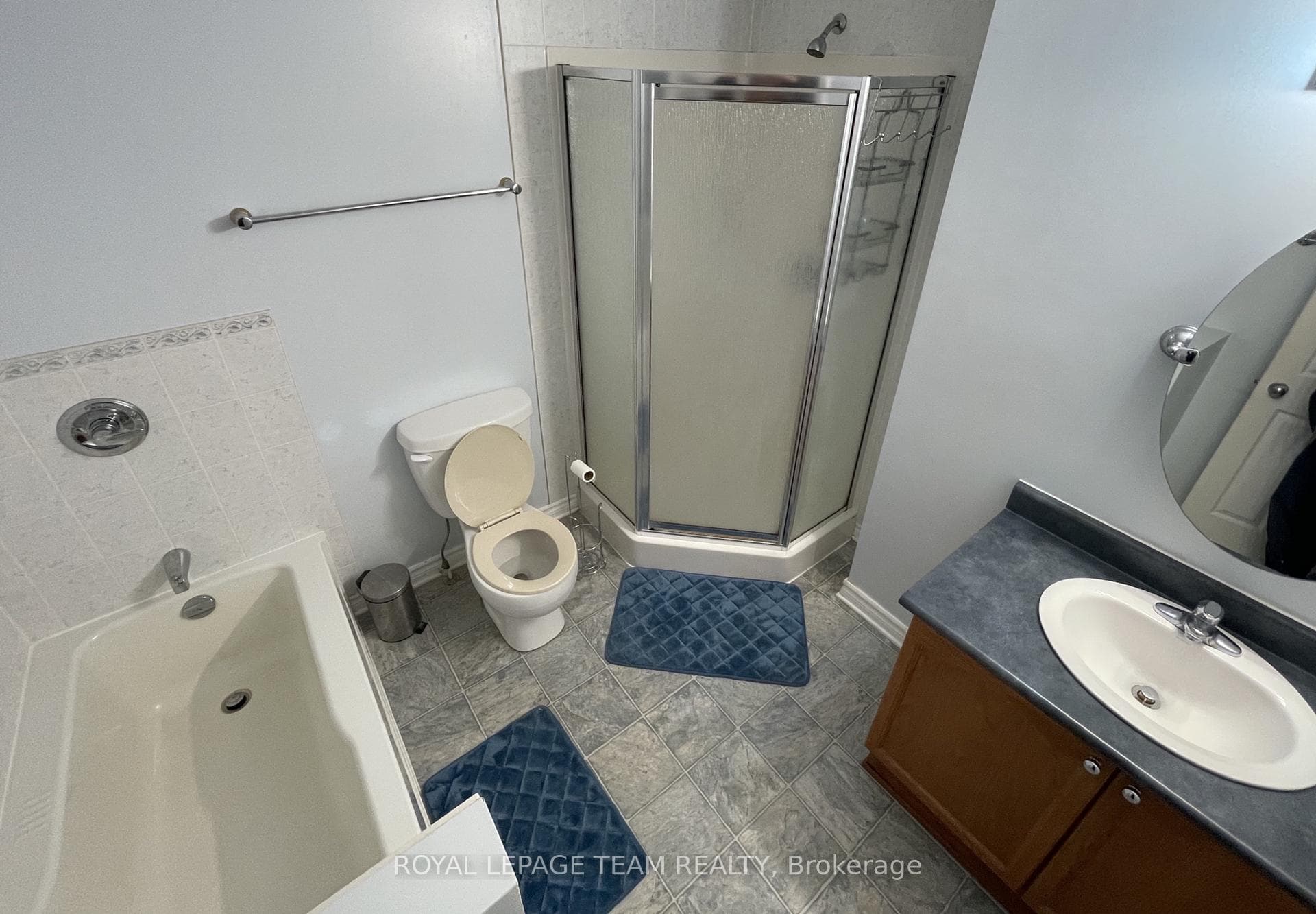 139 Oldfield Street Unit B photo 8