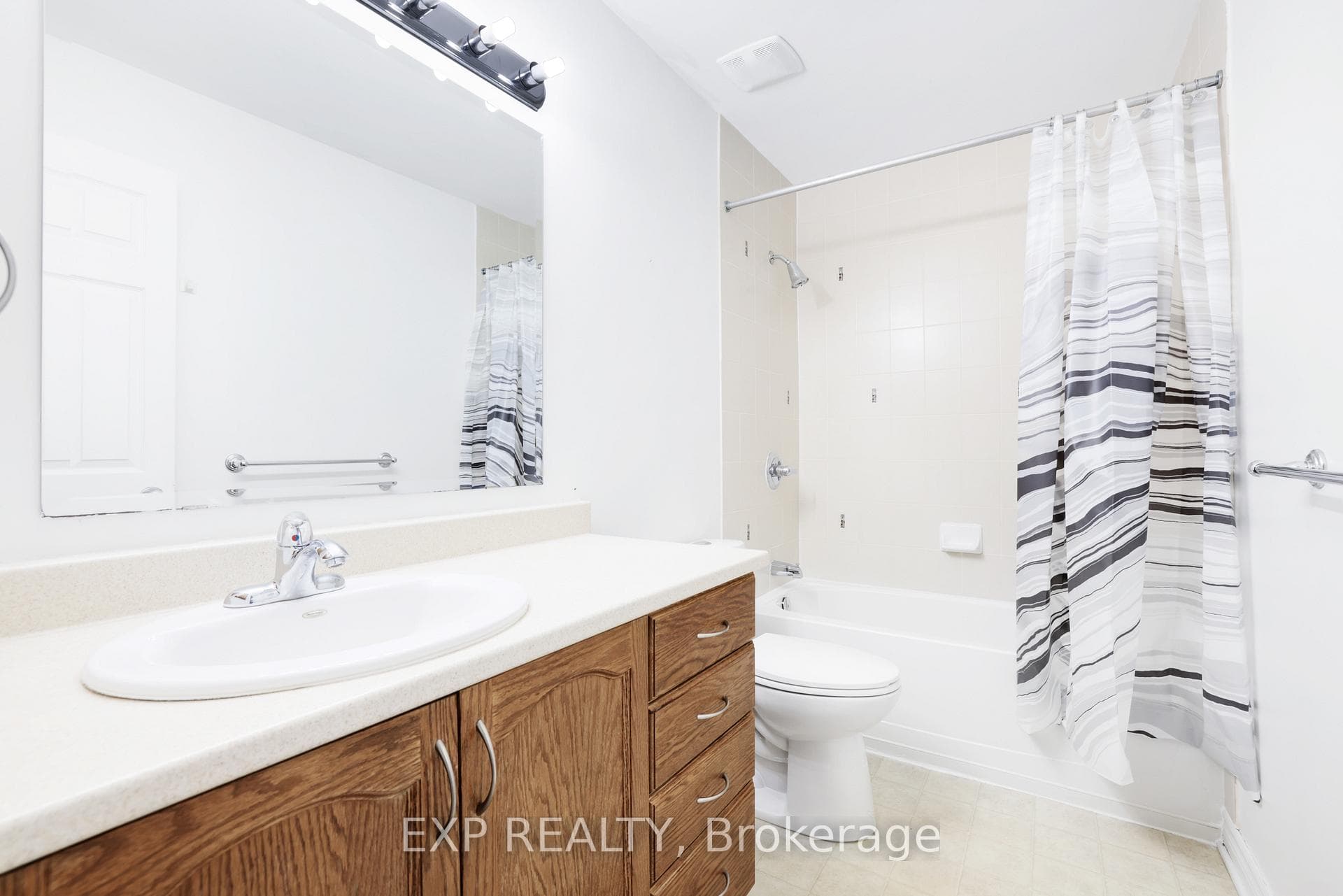 352 Forestbrook Street photo 26