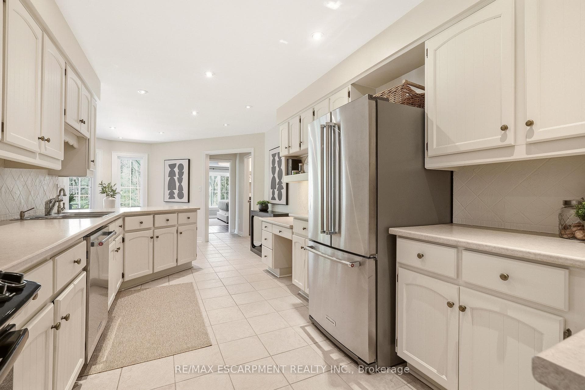 54 Acredale Drive photo 9