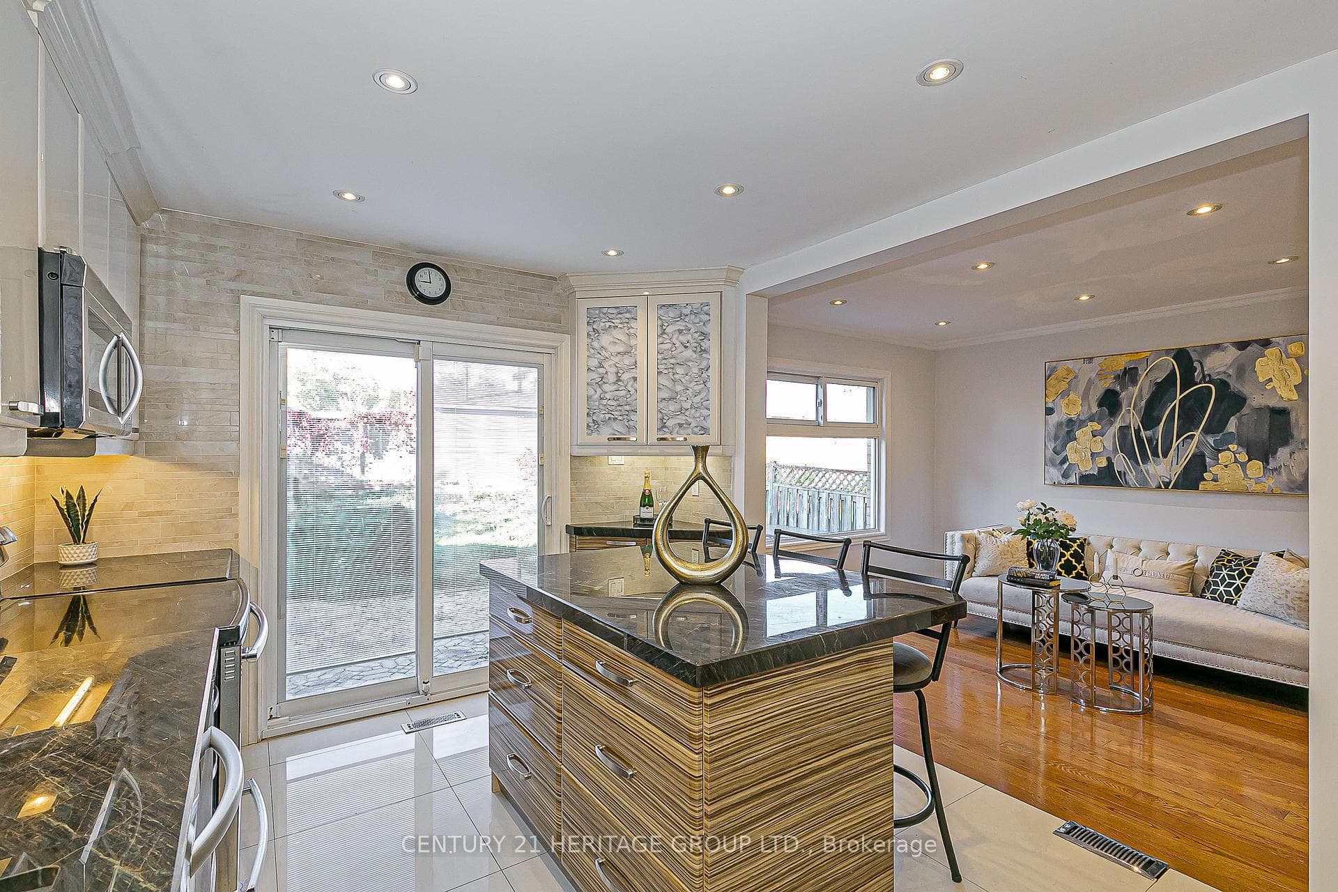 32 Mountfield Crescent photo 10