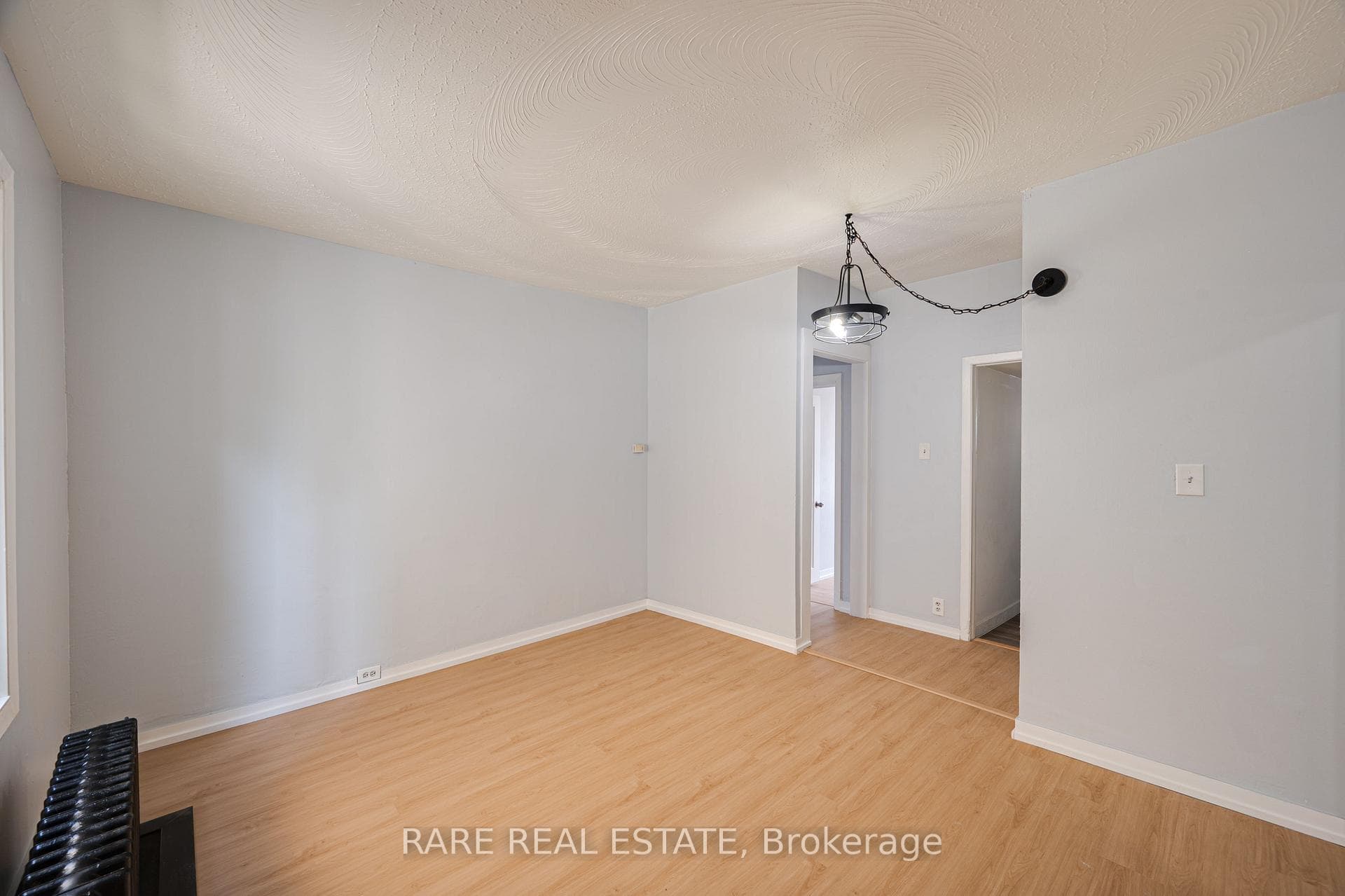 210 Albert Street Unit 1 photo 19