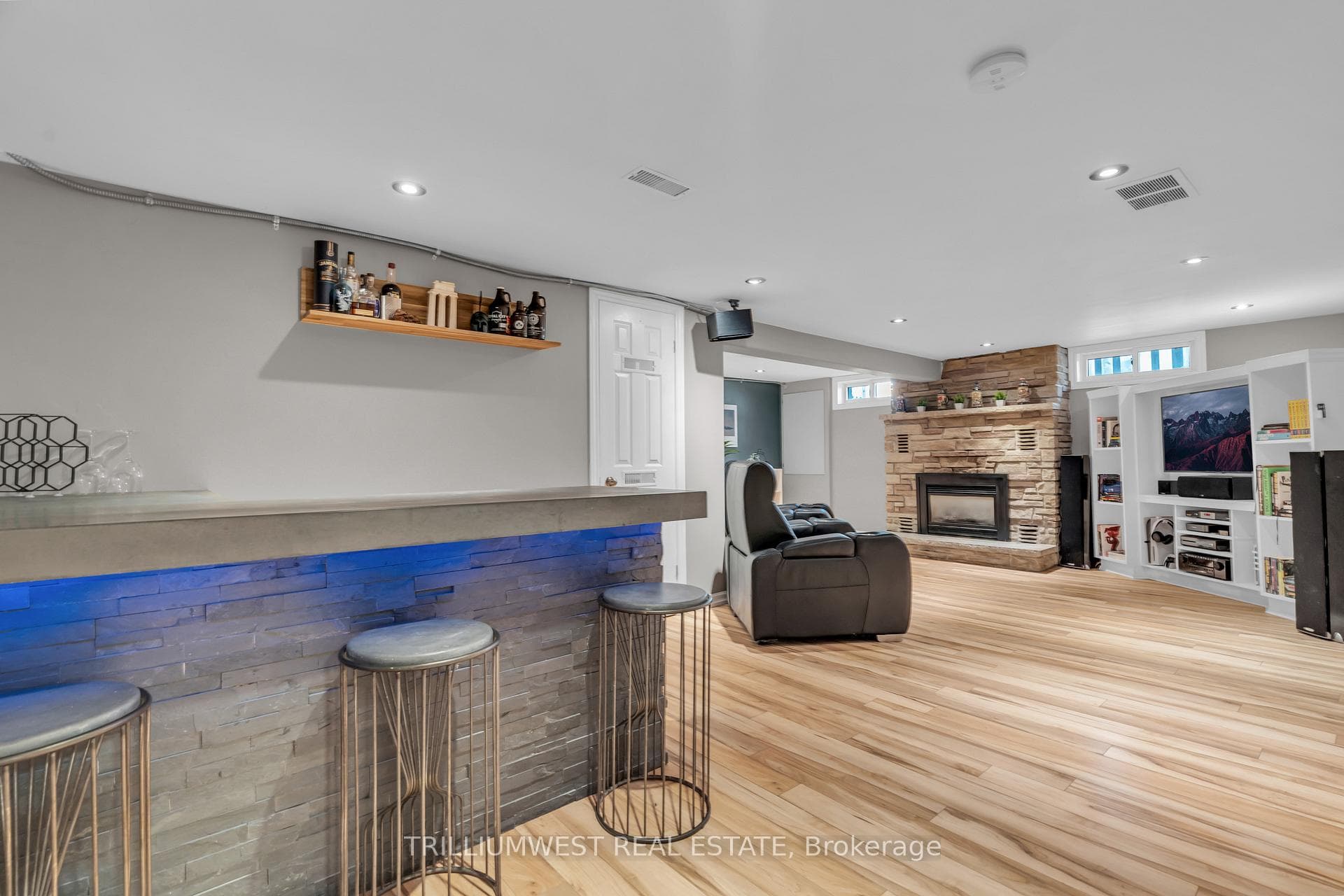 7 Ridgeway Avenue photo 21