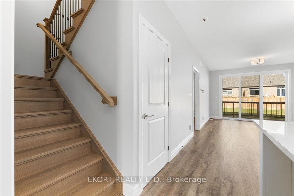 156 Appledene Drive photo 13