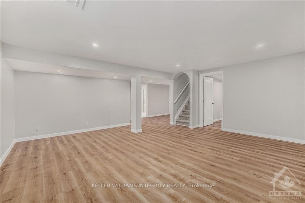 192 HAROLD Street photo 21