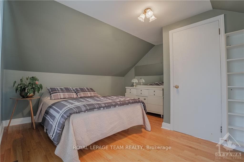 46 BRYDEN Avenue photo 16