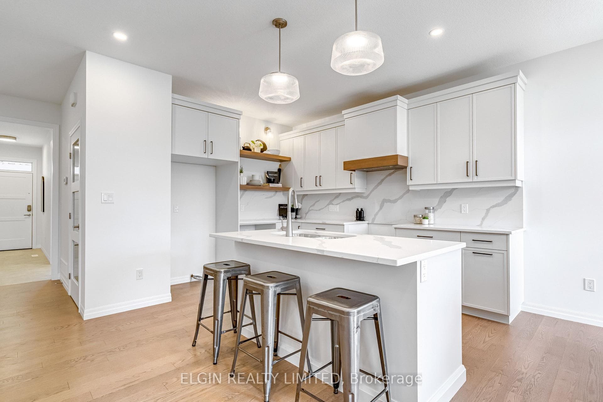 7 Finch Street photo 11