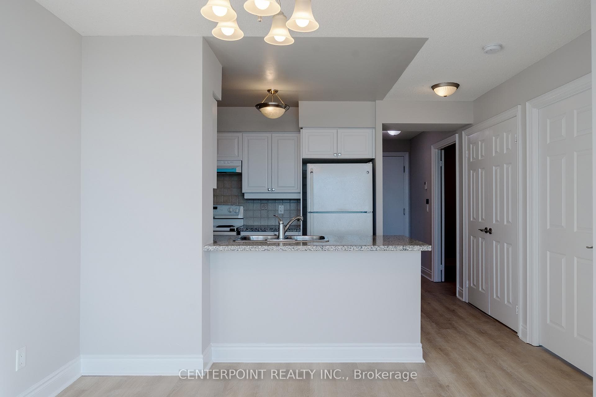 15 Greenview Avenue Unit 2409 photo 9