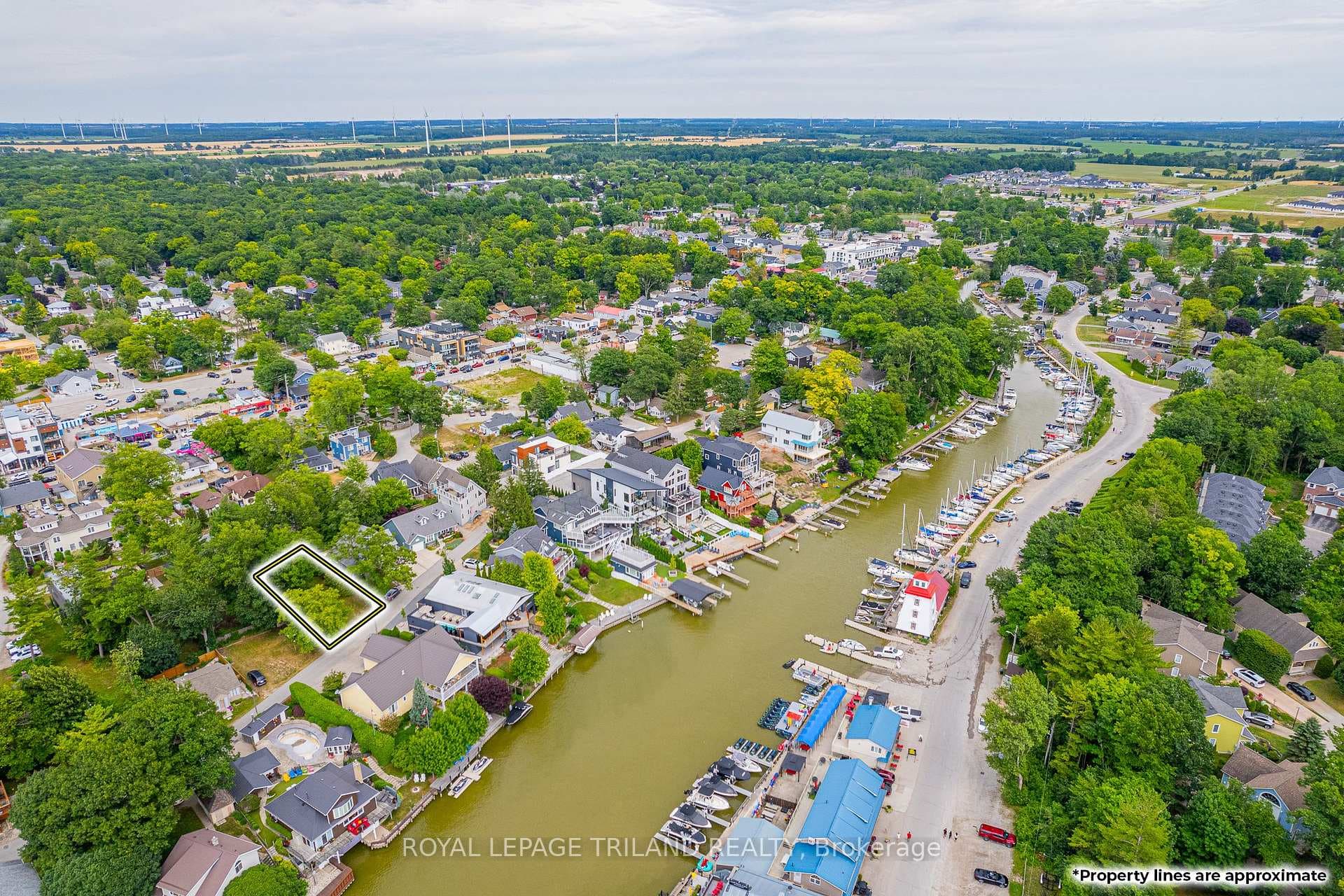 36 Lakeside Circle photo 21