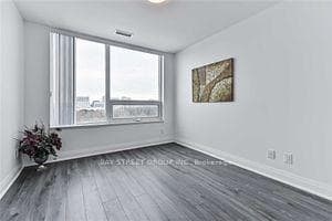 18 Uptown Drive Unit 811 photo 9